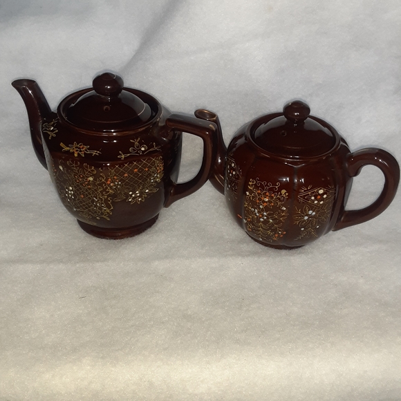 Vintage Ceramic Japanese Teapots - Picture 4 of 7